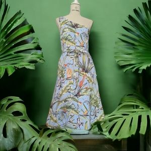 One shoulder beautiful dress